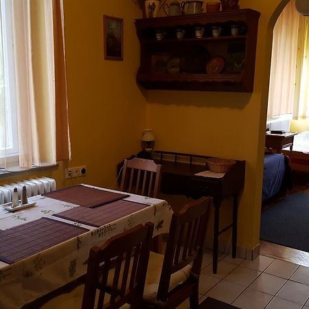Апартаменты Levandium Apartman Мишкольц Экстерьер фото