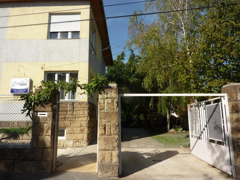 Апартаменты Levandium Apartman Мишкольц Экстерьер фото