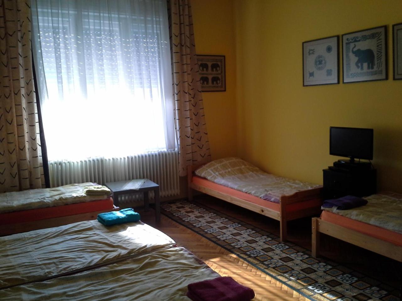 Апартаменты Levandium Apartman Мишкольц Экстерьер фото